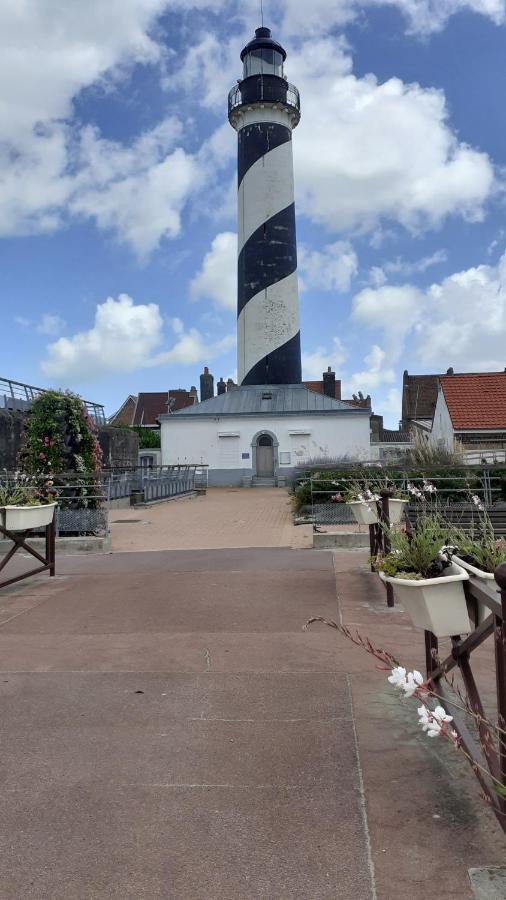 Maison Chez Lili à 200 m de la plage ,jardin privé et clos Gravelines Esterno foto