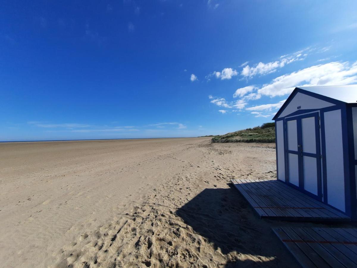 Maison Chez Lili à 200 m de la plage ,jardin privé et clos Gravelines Esterno foto